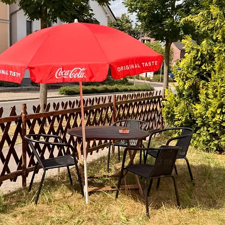 Gaestezimmer In Hafennaehe Waren (Mueritz)